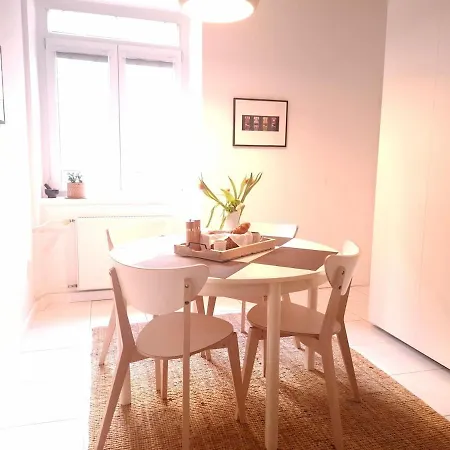 Outdoor New Blizko Centra