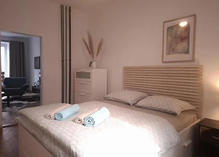 Outdoor New Blizko Centra *